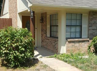 7121 Pineberry Rd, Dallas, TX 75249