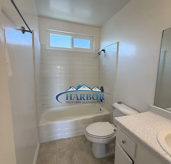 15829 Denker Ave #13 — Photo 7