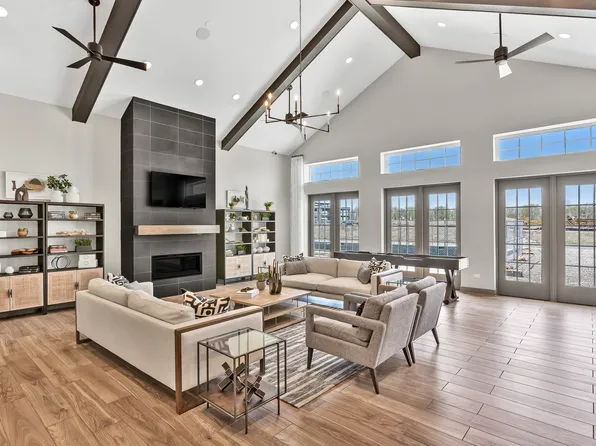 Orland Ridge Towns and Villas