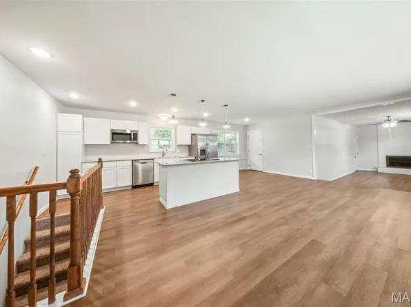 101 Elliott Dr, Waynesville, MO 65583