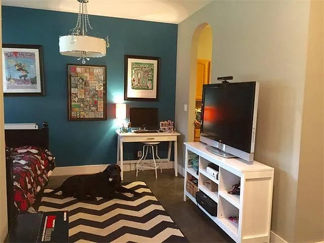10420 Slaughter Creek Dr — Photo 5