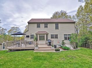 5 Harnden Rd, Foxboro, MA 02035