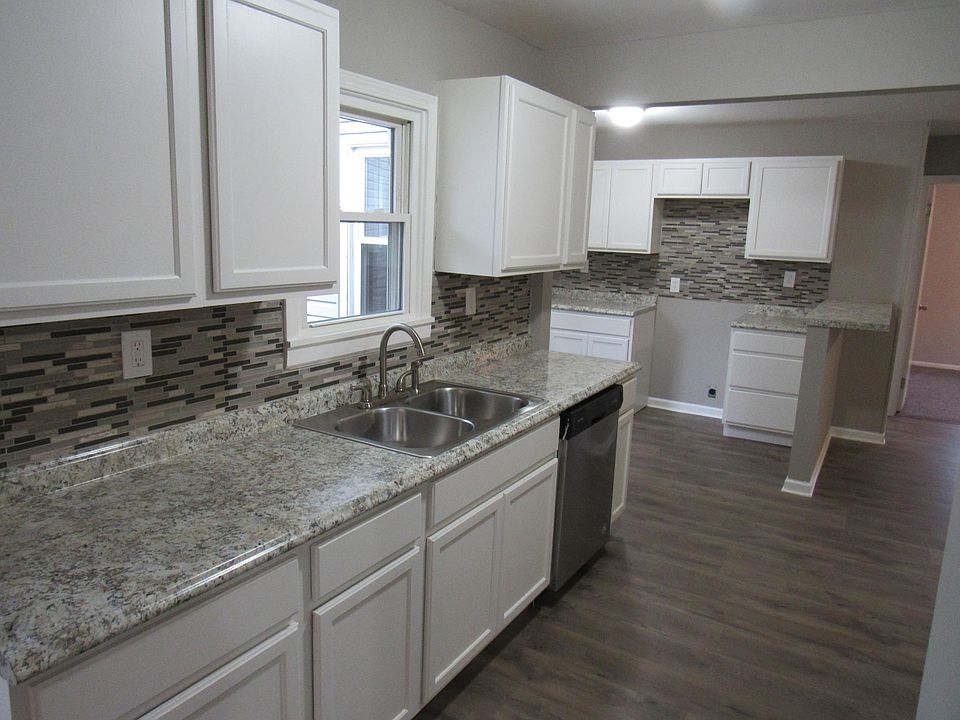 2427 Edwin Ave, Akron, OH 44314 Zillow