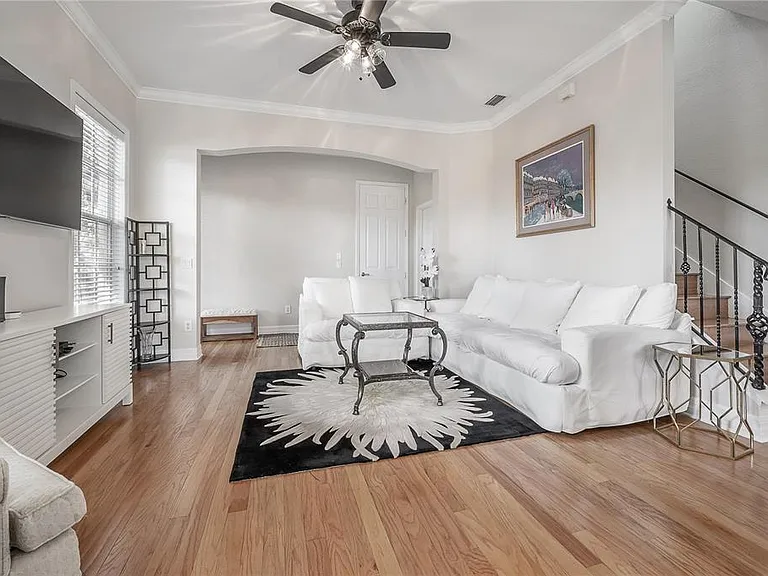 2920-2 Hansen Manor Ln — Photo 6