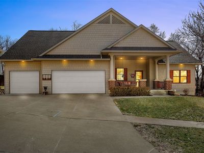 3036 Old Orchard Rd NE, Cedar Rapids, IA, 52402
