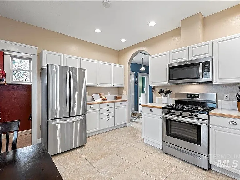 520 S 15th Ave — Photo 12