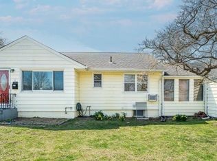 (Undisclosed Address), Hicksville, NY 11801