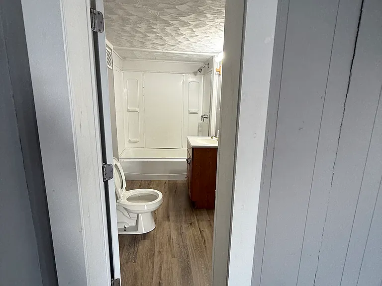 8 Beacon St #A — Photo 8