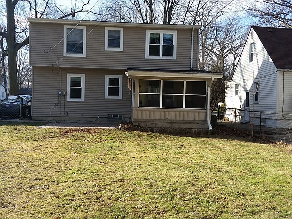 4th image of 1044 N Vermont Ave