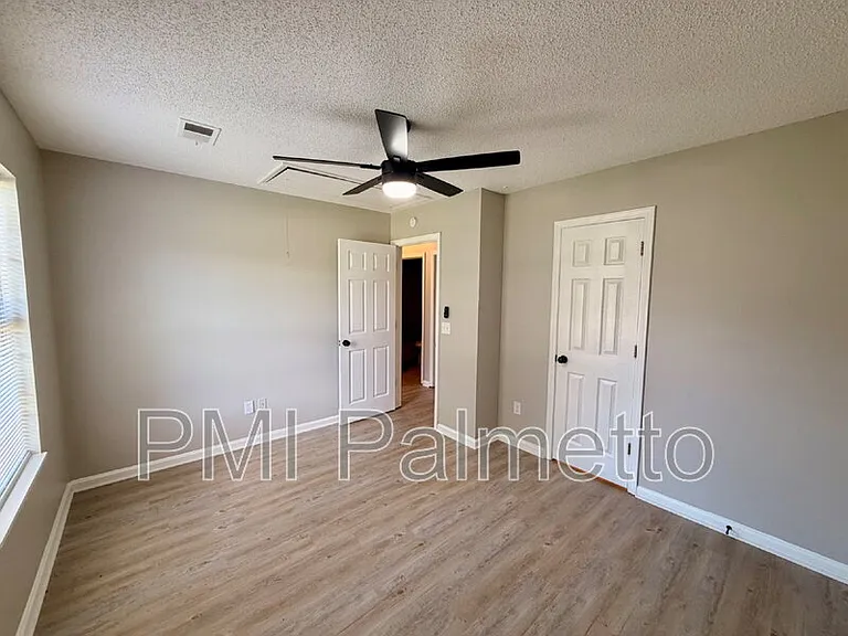 22 Sweet Thorne Cir — Photo 15