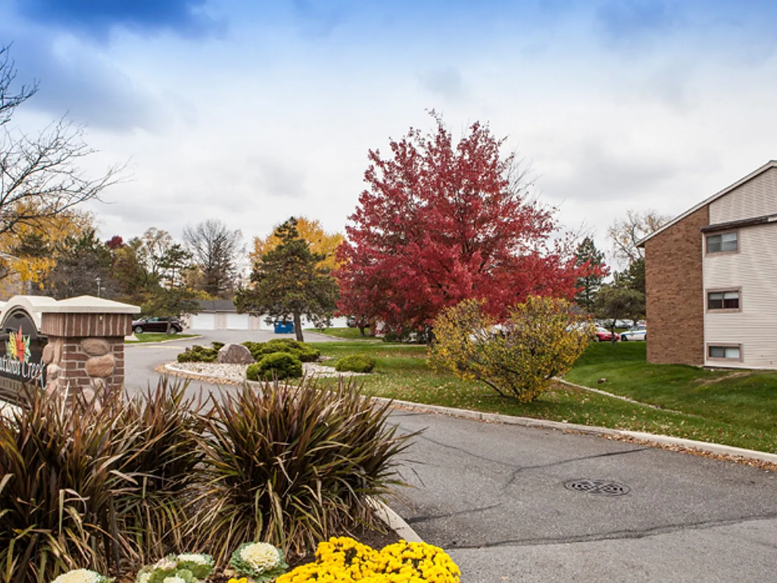Autumn Creek Apartment Homes — Photo 1