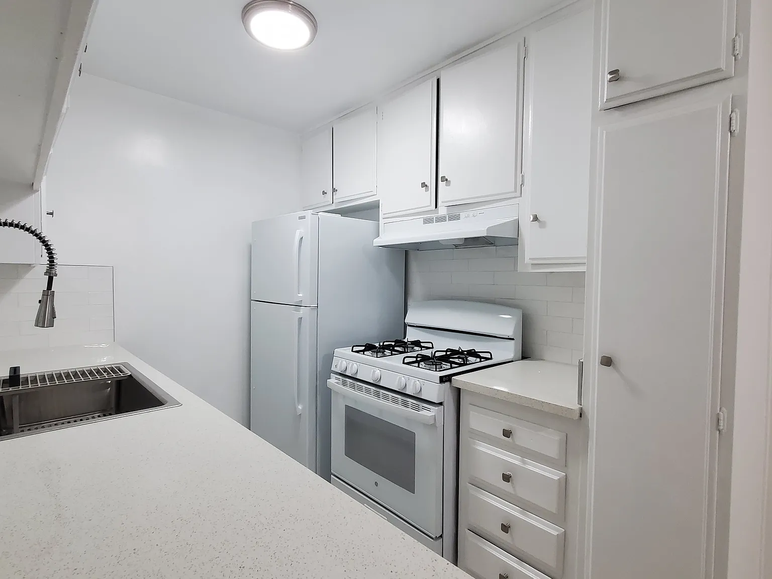 Palmera Apartments — Photo 1