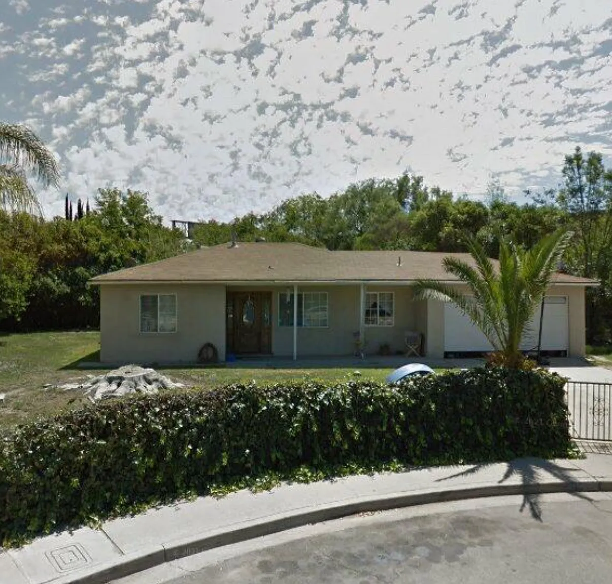 2 bed, 995 sqft, $3,000 — Photo 1