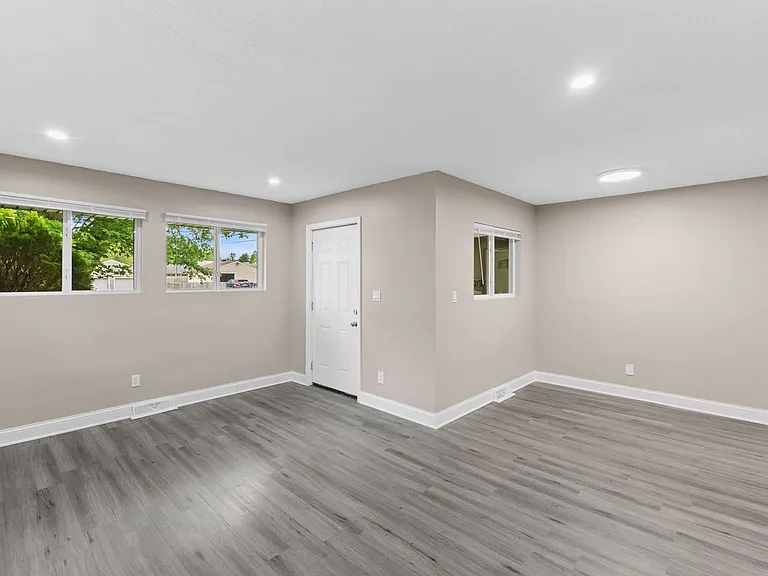 3468 Race St — Photo 8