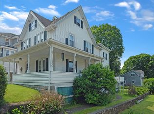 15 Park Ave, Westerly, RI 02891