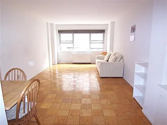 Rented by Luxury Habitat