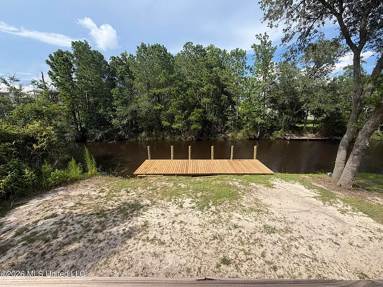 4060 Cardinal St — Photo 26