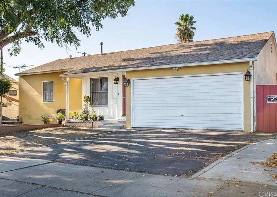 1st image of 8836 Matilija Ave