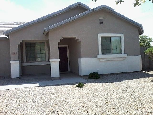 2nd BR, Entry Door, Kitchen