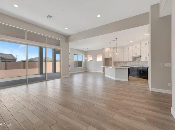 20194 W LUKE Avenue, Litchfield Park, AZ 85340