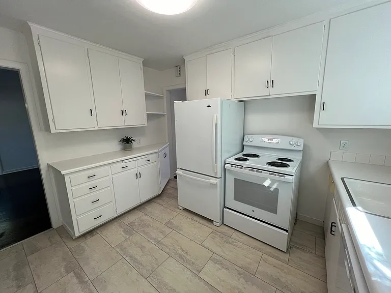 315 Sequoia Ave — Photo 8