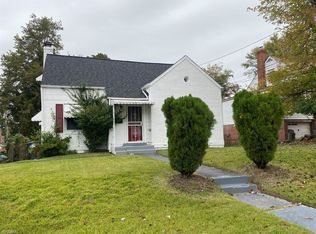 2002 Hayden Rd, Hyattsville, MD 20782