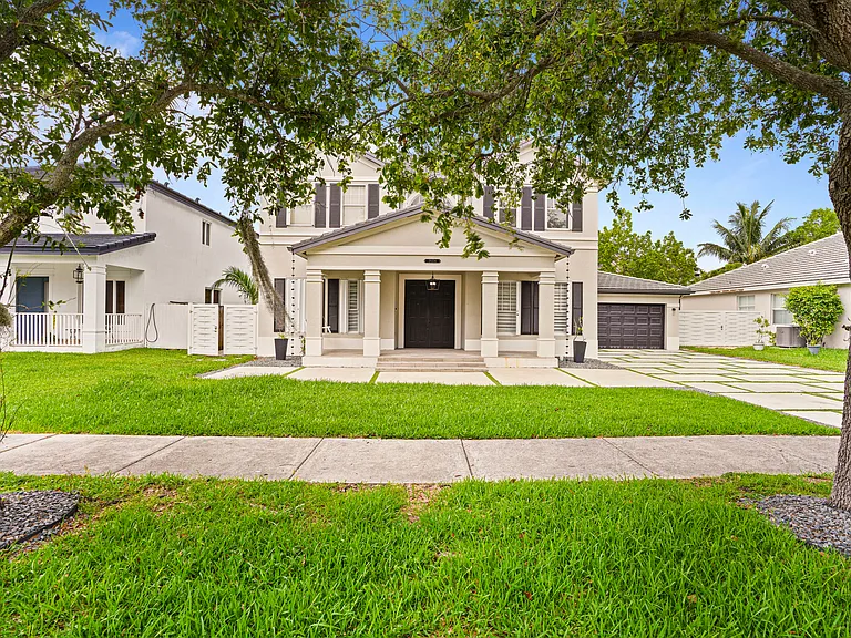20234 SW 128th Pl — Photo 3