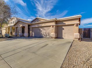 392 E Dry Creek Rd, San Tan Valley, AZ 85143