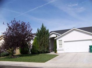 240 Corral Dr, Dayton, NV 89403
