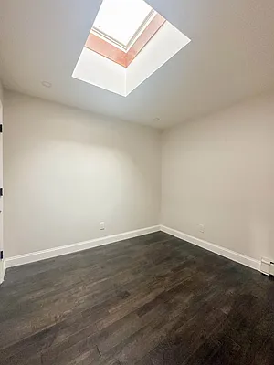 Rented by Corcoran | media 27