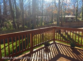 2213 Wanda Dr, Greensboro, NC 27408