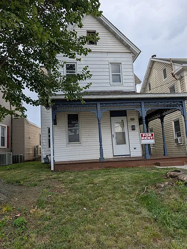 12 Ridge Ave #1 Photo 1