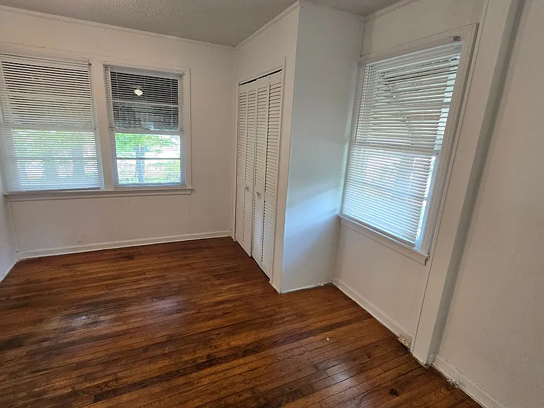 2102 Long Shadow Ln — Photo 23