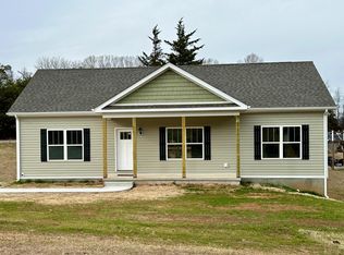 135 Yahweh Dr, Amherst, VA 24521