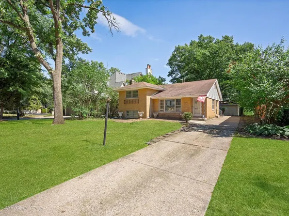 21 N Quincy St, Hinsdale, IL 60521