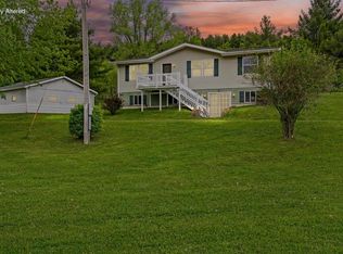 N28504 Bradley Rd, Blair, WI 54616