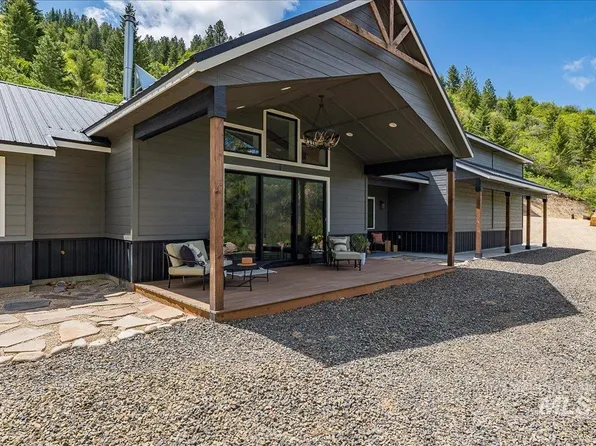 25 Forest Cir, Boise, ID 83716