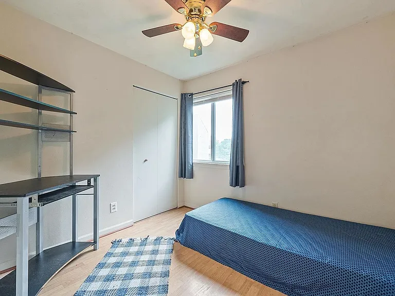 1470 Seneca Dr #F — Photo 13