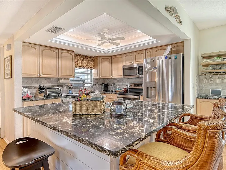 2308 Waterbluff Pl #V-304 — Photo 20