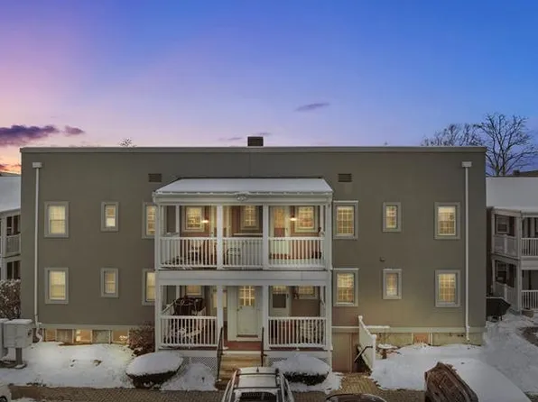 180 S Main St #5, Jeffersontown, MA 02703