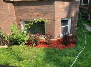 3310 W Evergreen Ave, Chicago, IL 60651