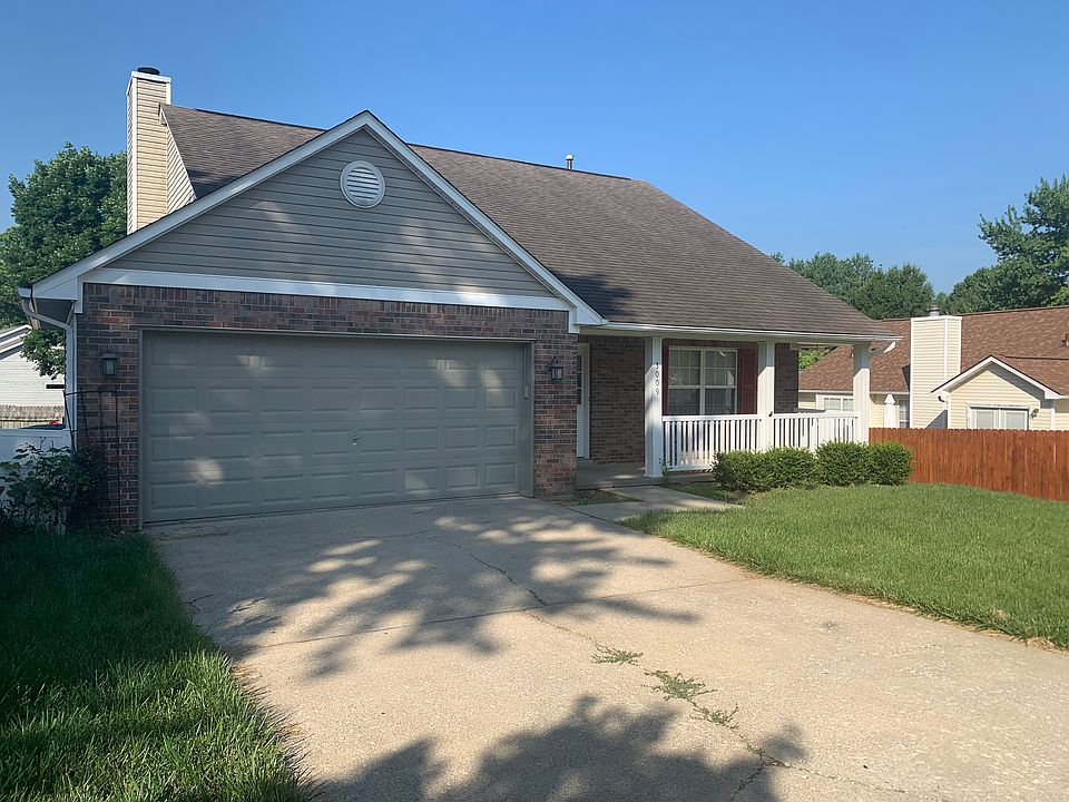 2nd image of 3009 Waco Rd