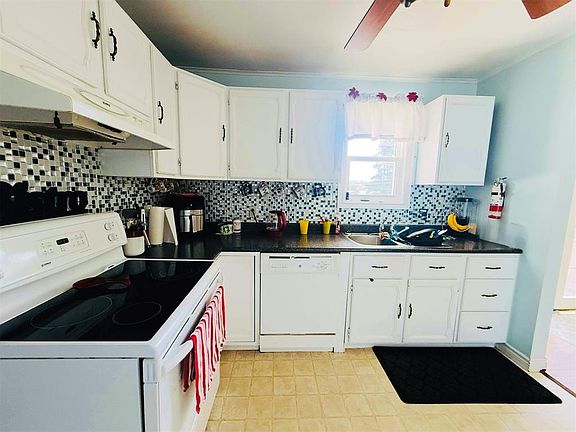 5th image of 22 Ville Marie Drive