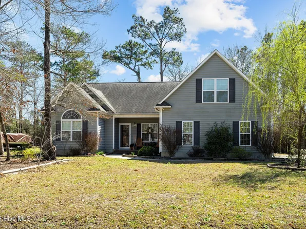 505 Pinehurst Cir, Hampstead, NC 28443