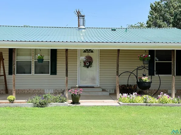 411 N State St, Texico, NM 88135