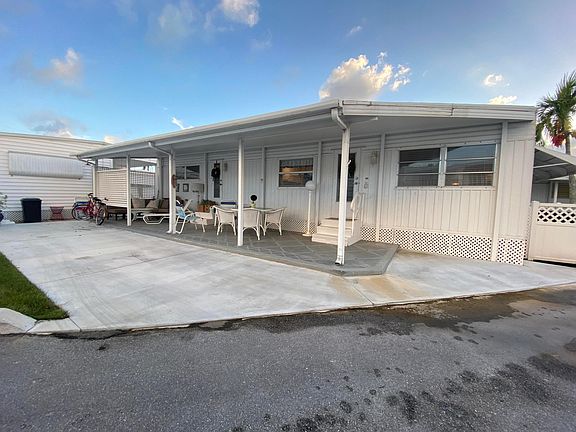 2nd image of 203 Lark Drive #L