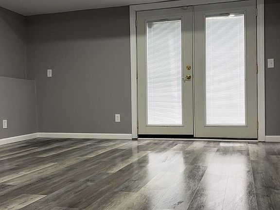 5th image of 11478 Oxfordshire Ln