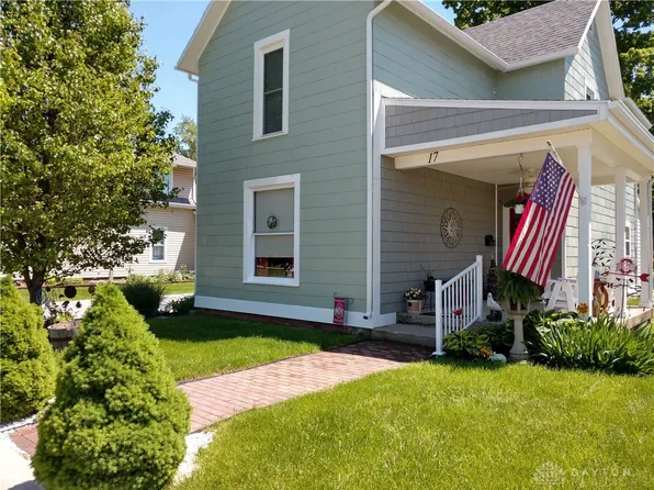 17 Clemens Ave, Jamestown, OH 45335