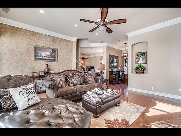 4th image of 9840 S Chase Cir