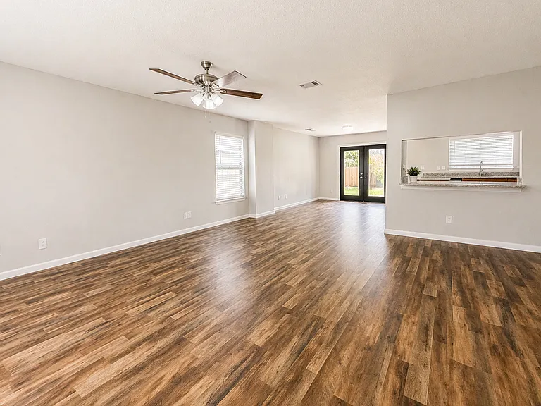 11418 Fort Wyne Dr — Photo 15
